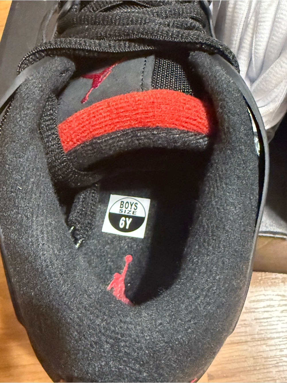 Nike Air Jordan 4 RM, Black/Varsity Red/Wolf Grey, Size 6 Youth / 7.5 Women, New - Picture 6 of 8